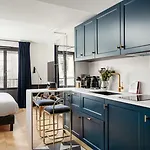 Apart Otel My Maison In Invalides 4*